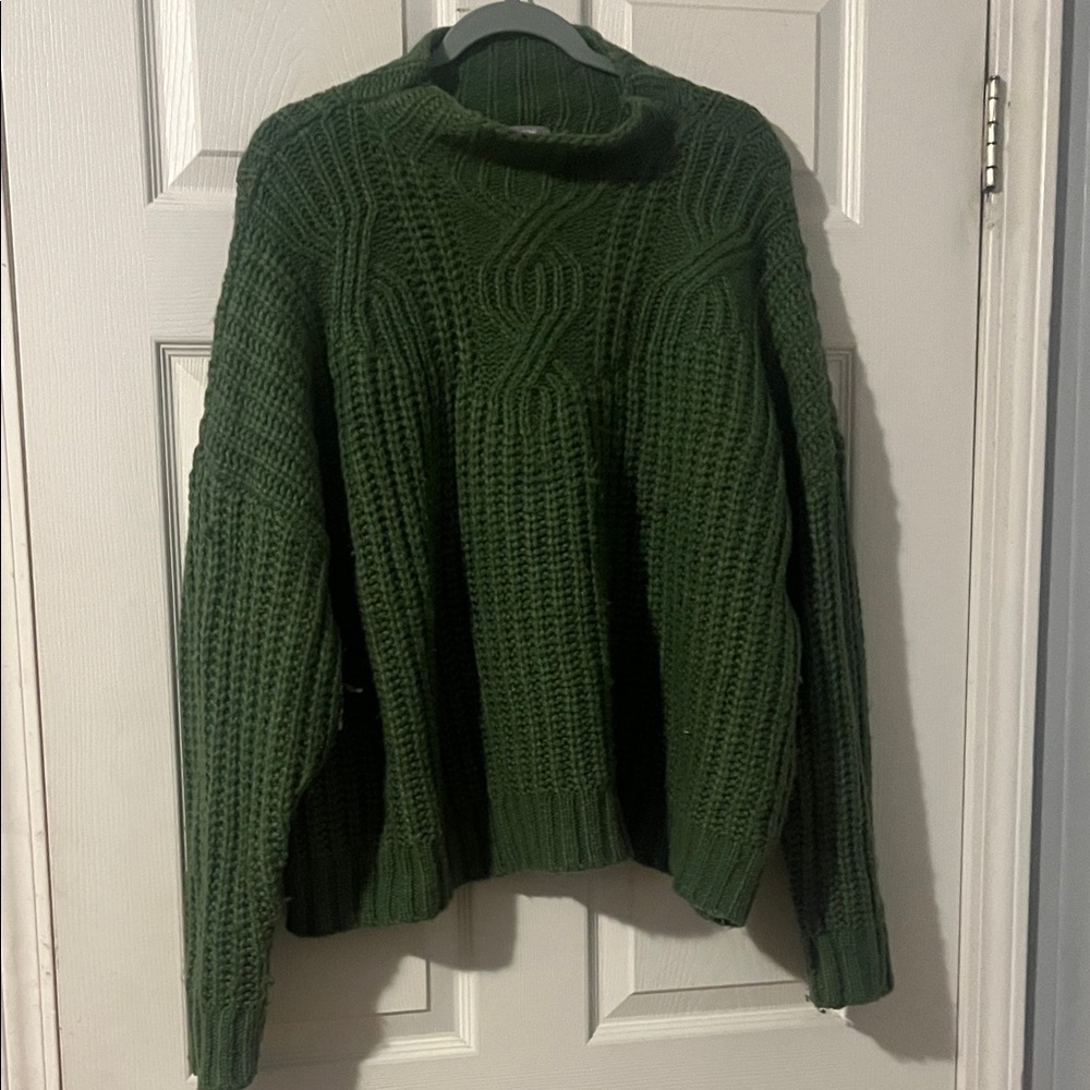 aerie Olive Green Cable Knit Turtleneck Sweater